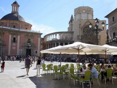 Terrasseaufdem Plaza de la virgen
