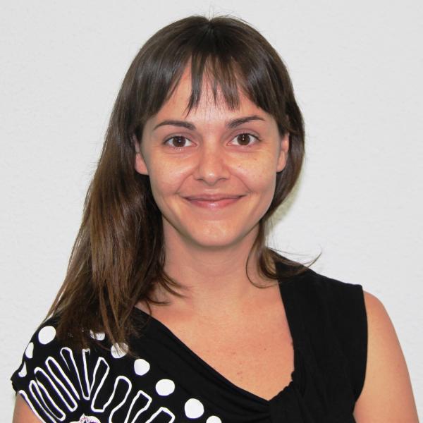 ADELA SANZ - STUDIENLEITERIN